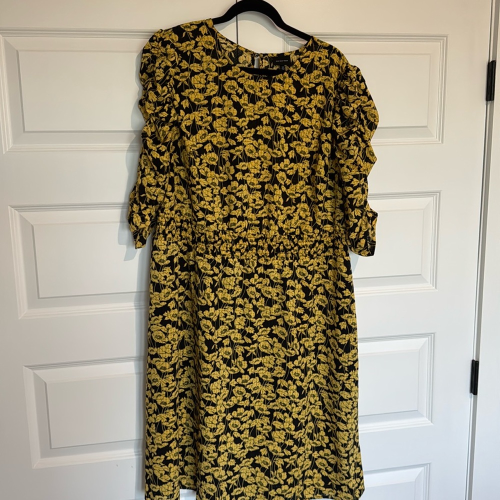 Who what wear 2X Ruffle sleeved dress